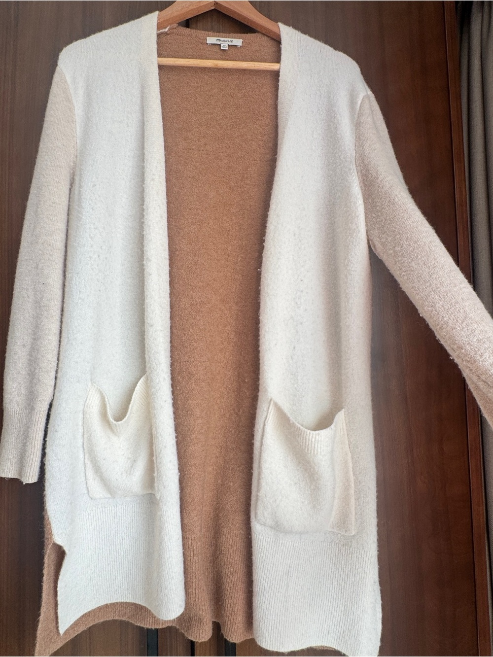Madewell Kent Cream and Tan V-Neck Colorblock Cozy Cardigan sweater
